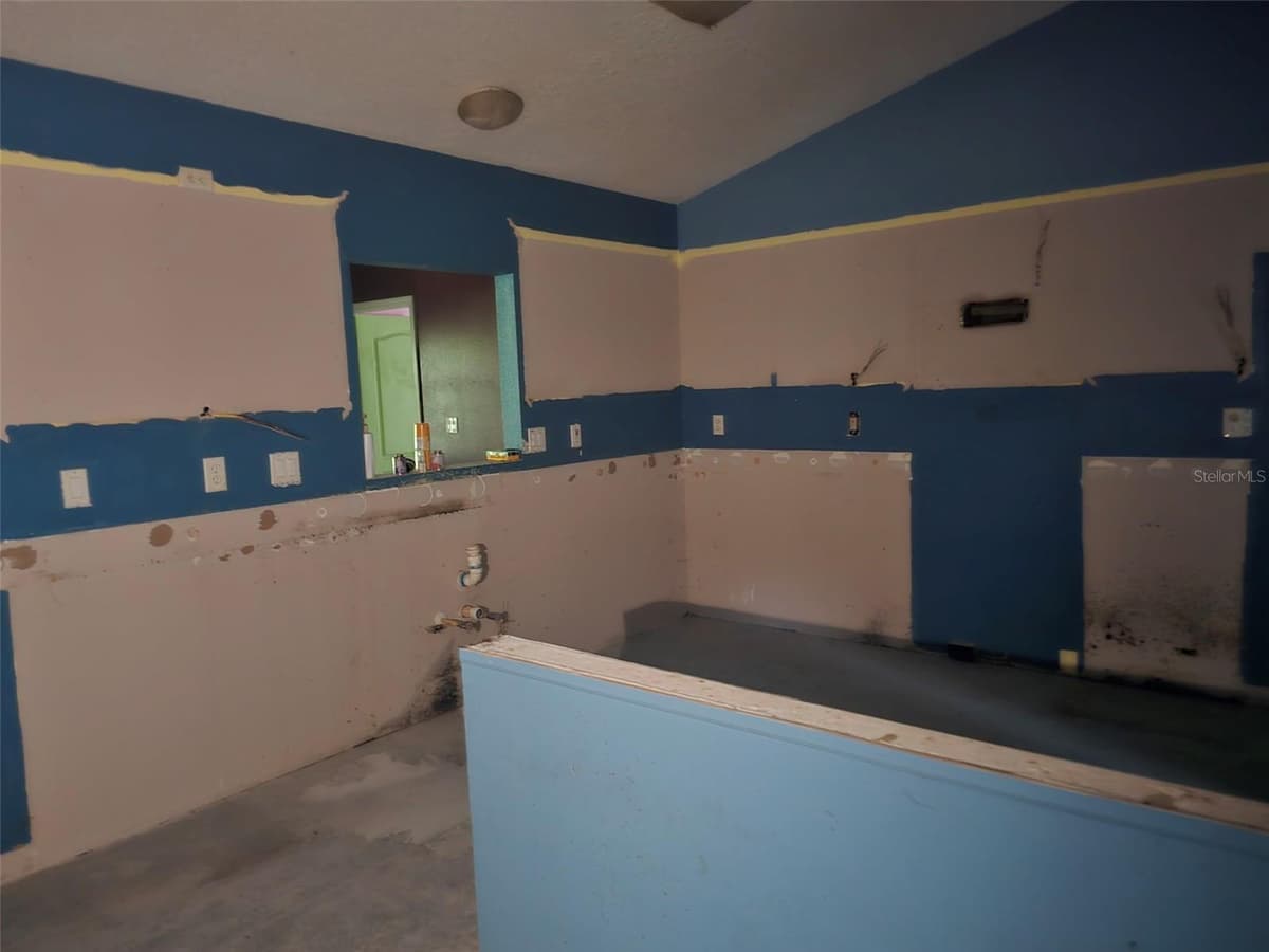 310 TOMATO HILL ROAD — photo 14 of 36
