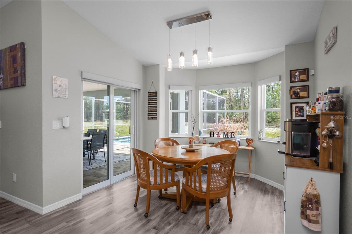 4136 FINDLAY STREET — photo 11 of 62