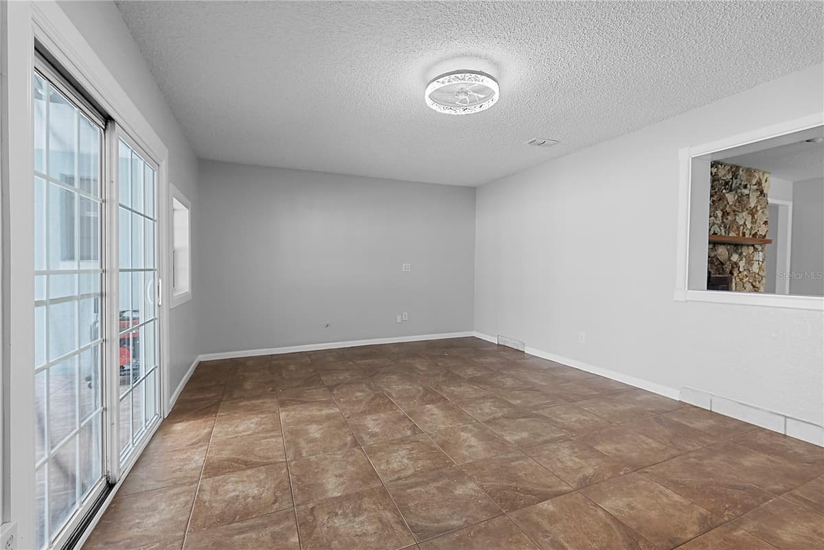 165 DUNCAN TRAIL — photo 5 of 35