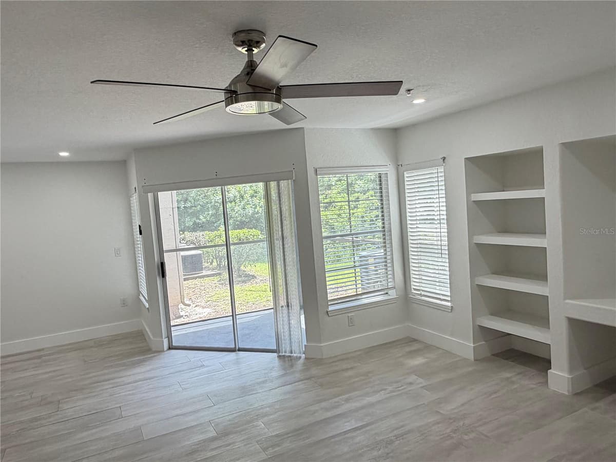 13210 ARBOR ISLE DR — photo 15 of 20