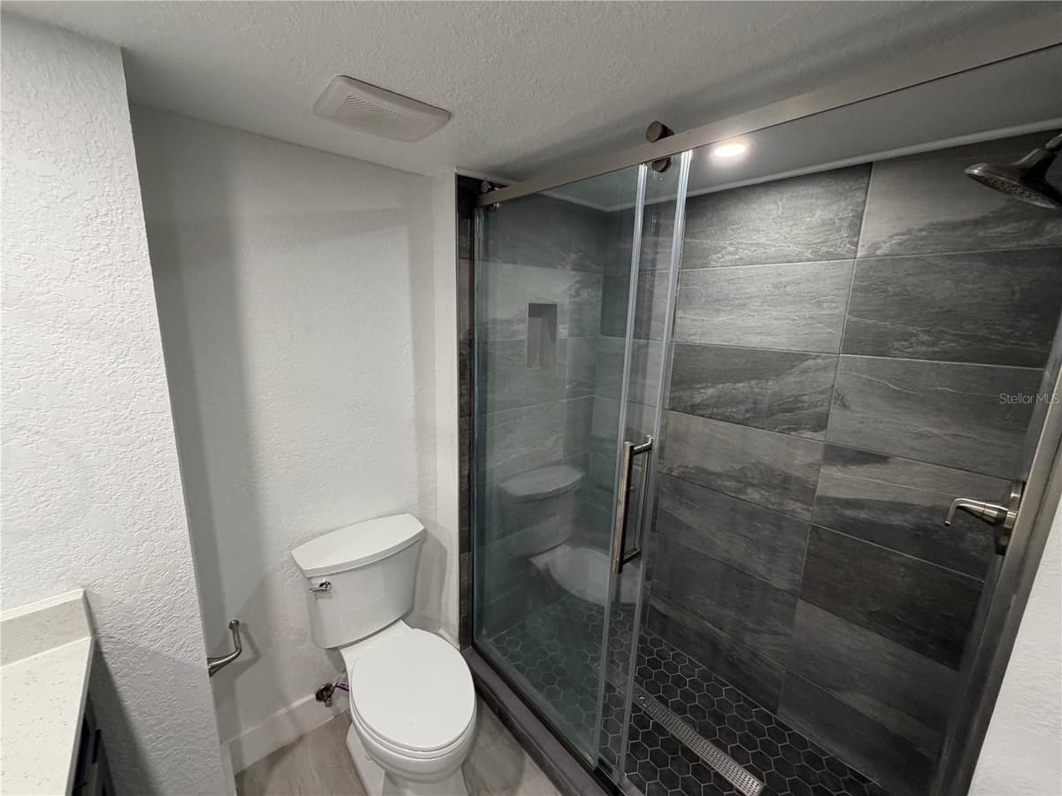 13210 ARBOR ISLE DR — photo 5 of 20