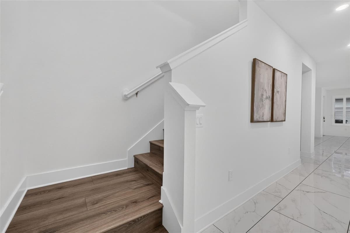 375 NIBLICK WAY — photo 6 of 100