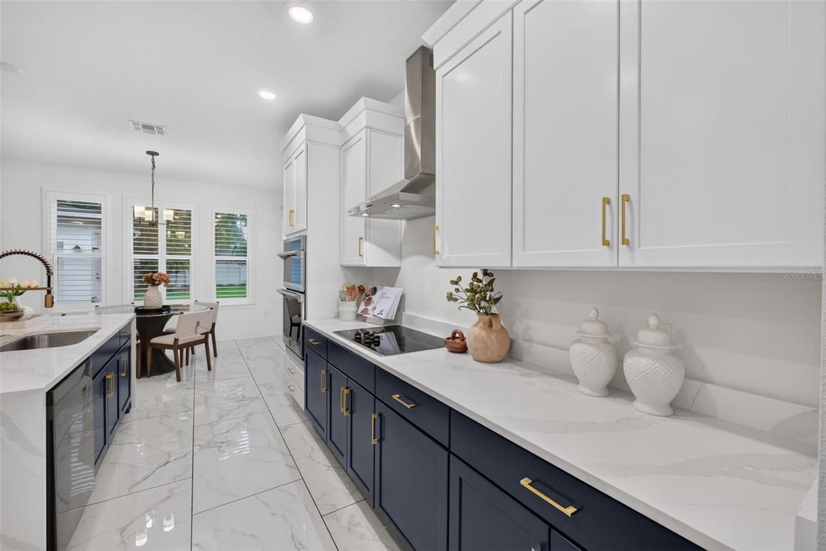 375 NIBLICK WAY — photo 12 of 100