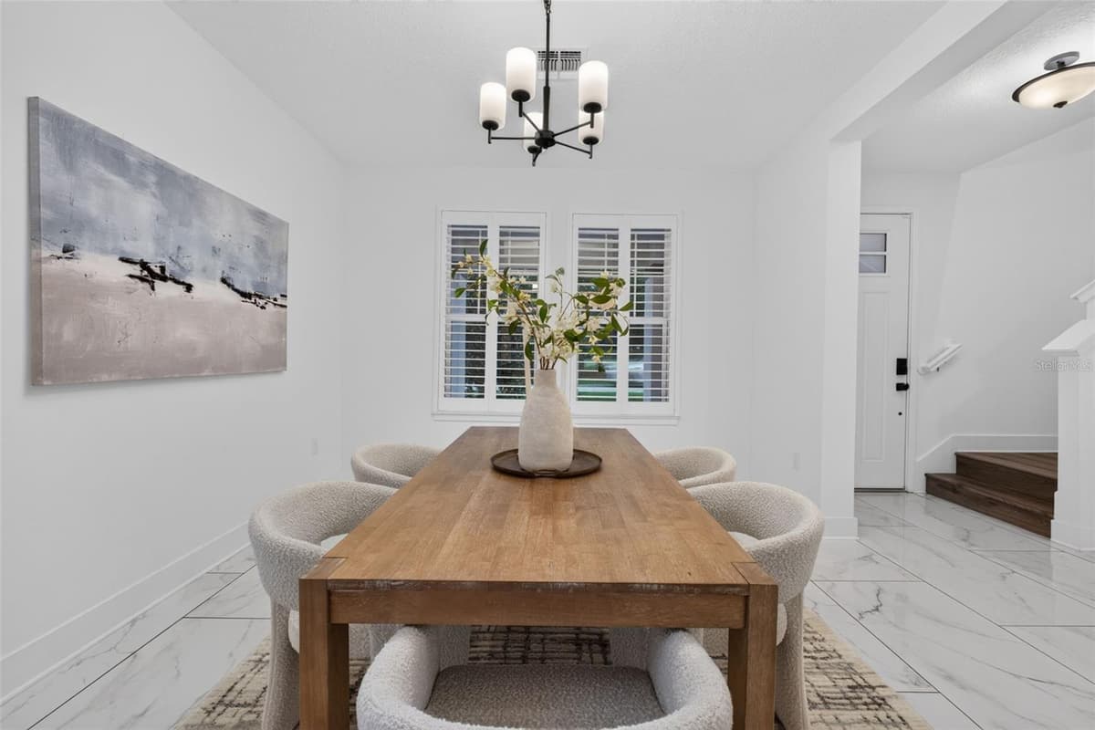 375 NIBLICK WAY — photo 8 of 100