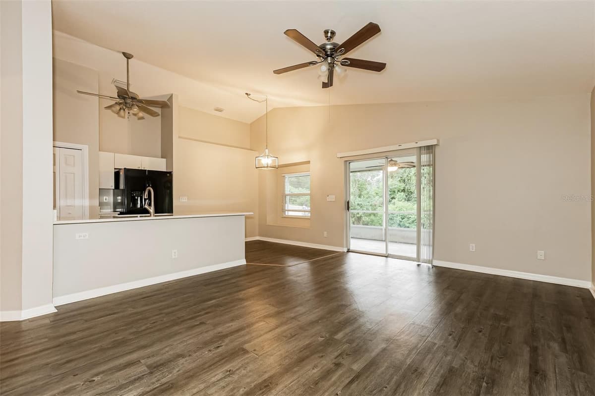 823 ROCKY MOUNTAIN COURT — photo 3 of 21