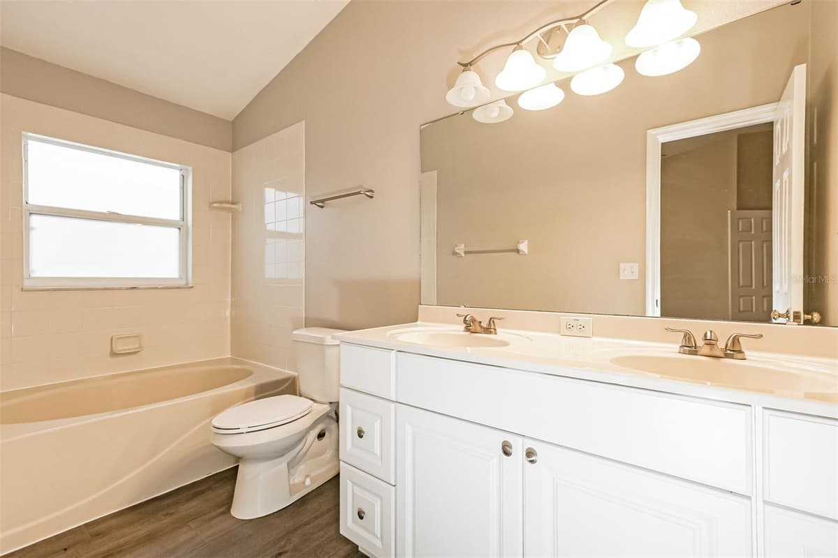 823 ROCKY MOUNTAIN COURT — photo 13 of 21