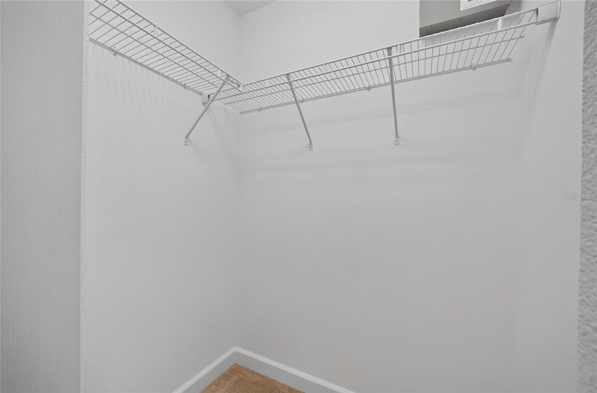 5202 ROYCE DRIVE — photo 39 of 76