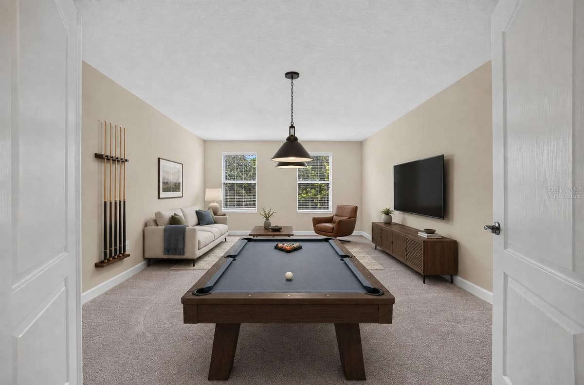 5202 ROYCE DRIVE — photo 44 of 76