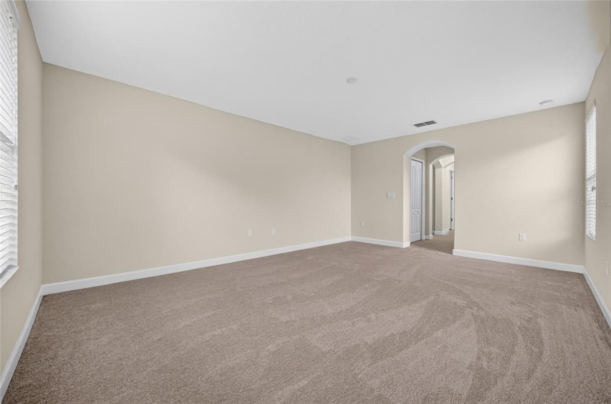 5202 ROYCE DRIVE — photo 34 of 76