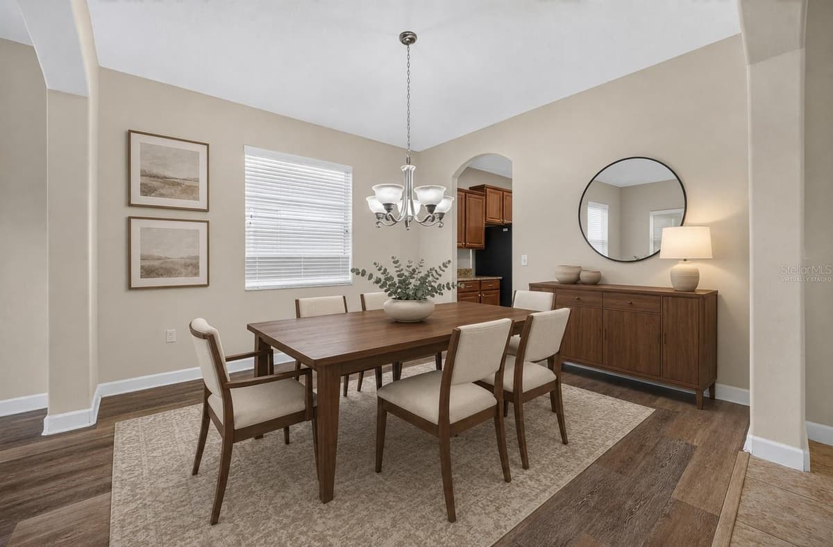 5202 ROYCE DRIVE — photo 11 of 76