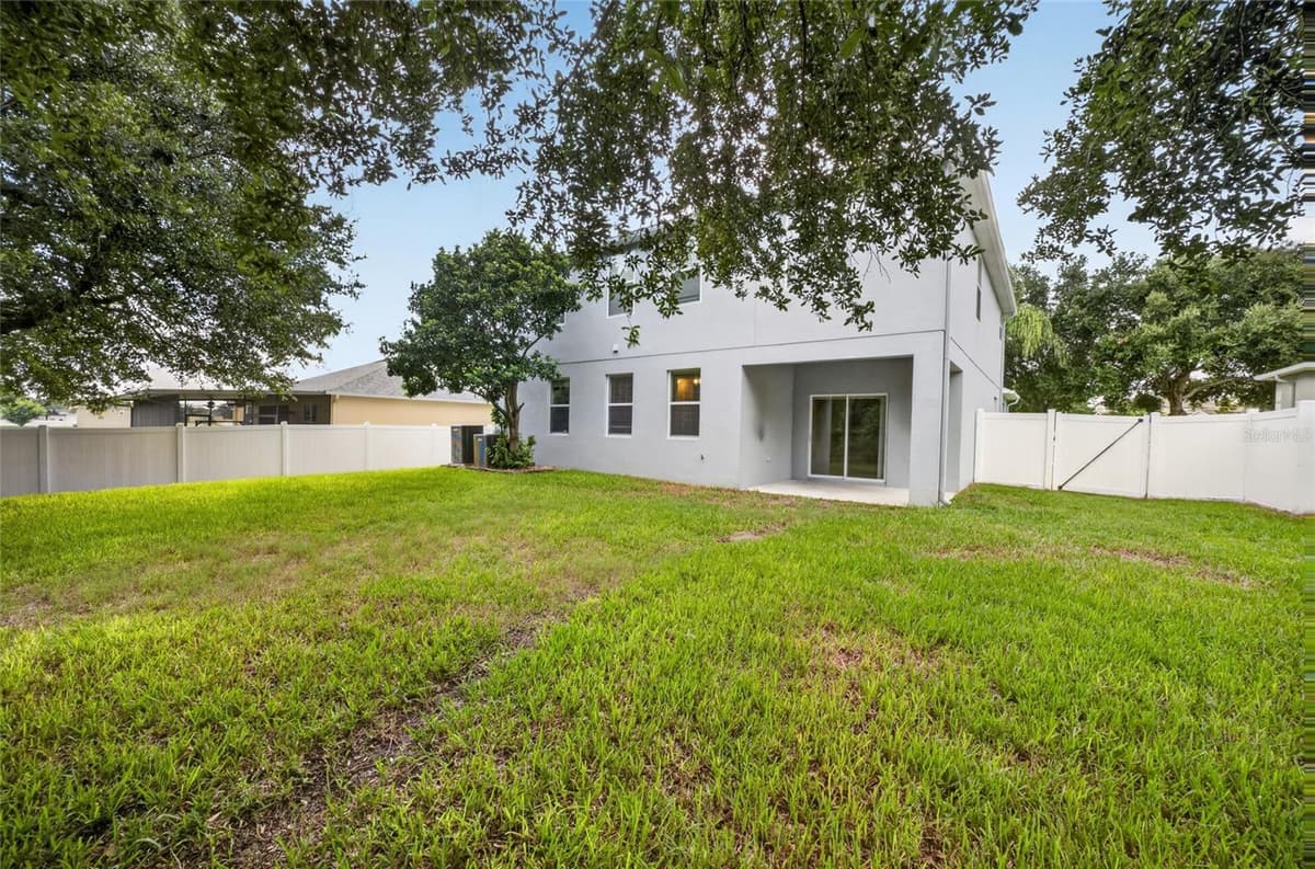 5202 ROYCE DRIVE — photo 58 of 76