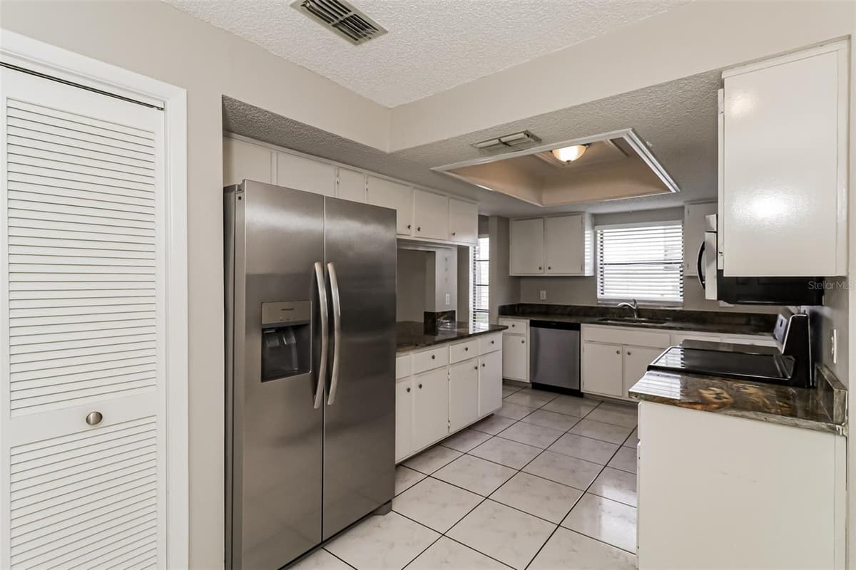 11322 WOLF COURT — photo 7 of 21