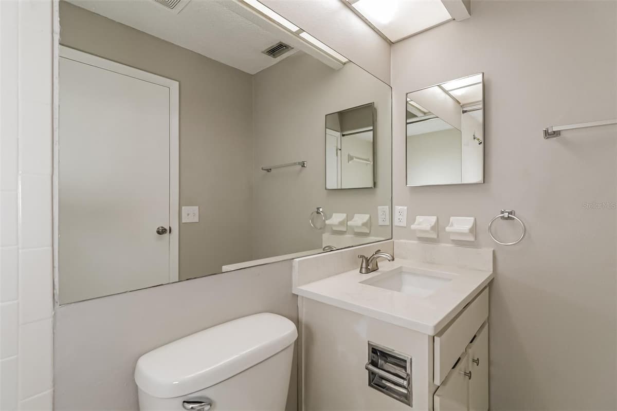 11322 WOLF COURT — photo 18 of 21