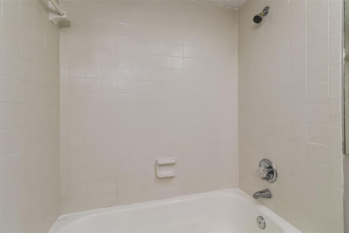 11322 WOLF COURT — photo 13 of 21