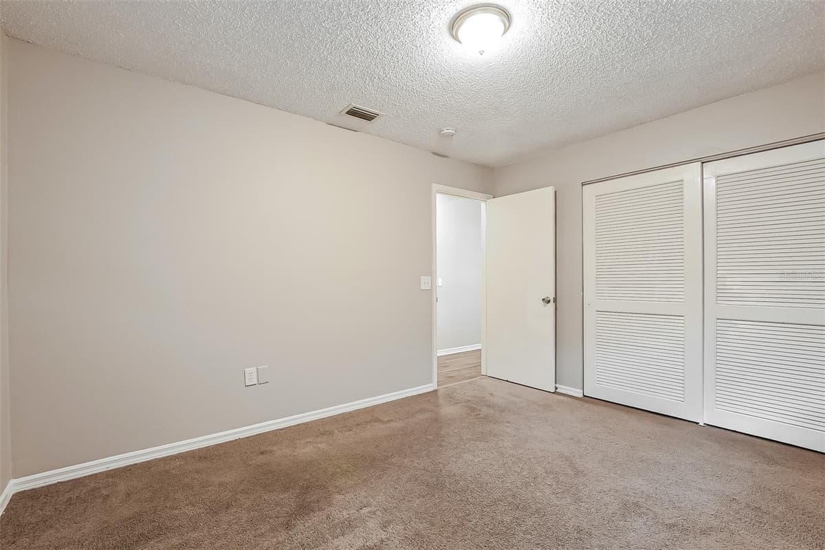 1309 COVE PLACE — photo 14 of 20