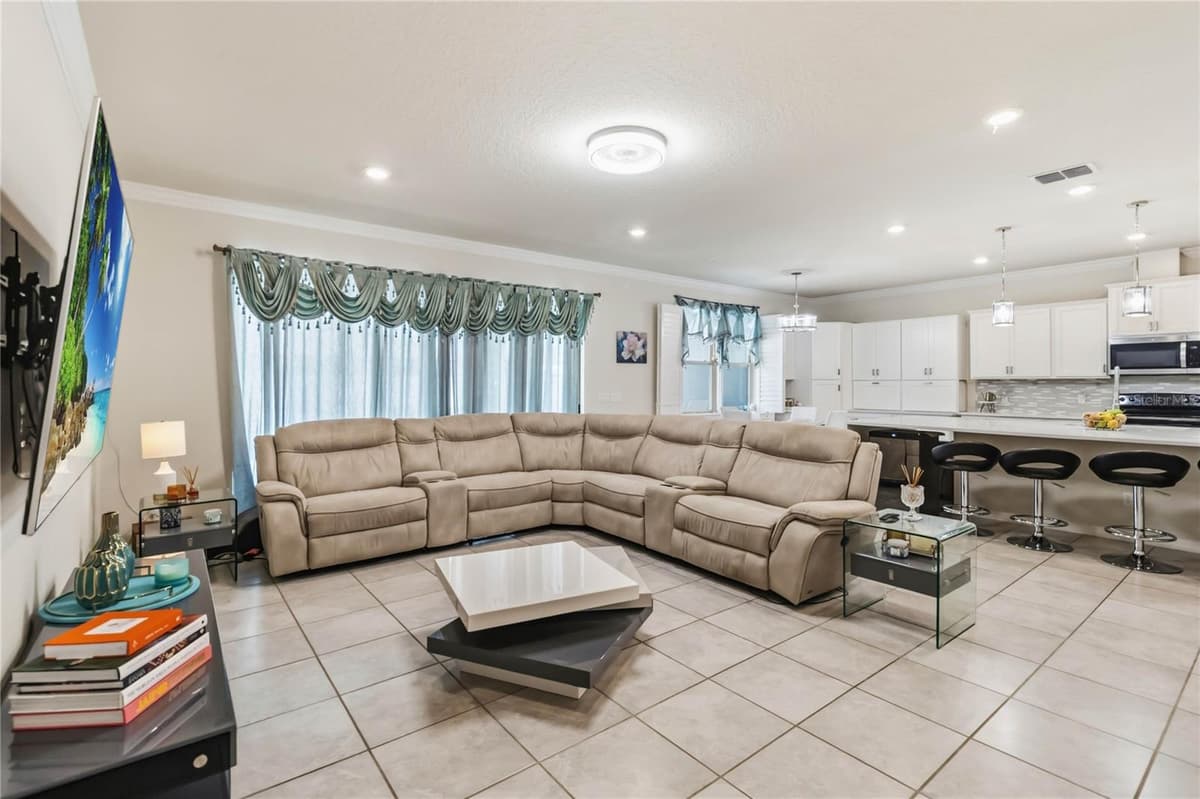 2764 MATERA DRIVE — photo 9 of 61
