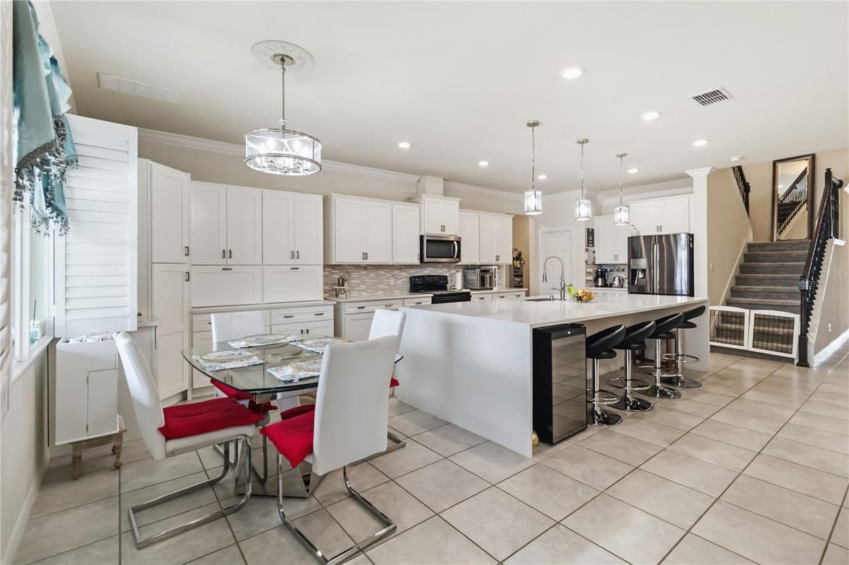 2764 MATERA DRIVE — photo 11 of 61