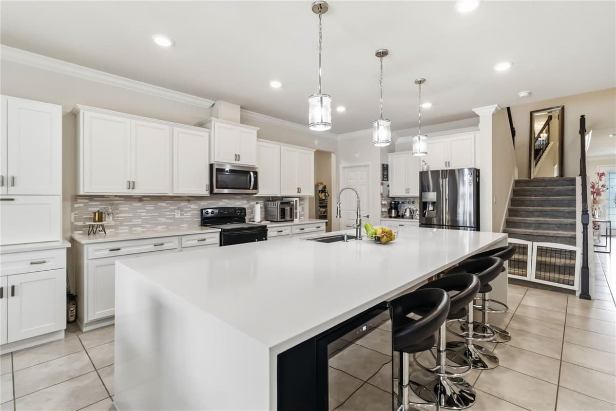 2764 MATERA DRIVE — photo 2 of 61