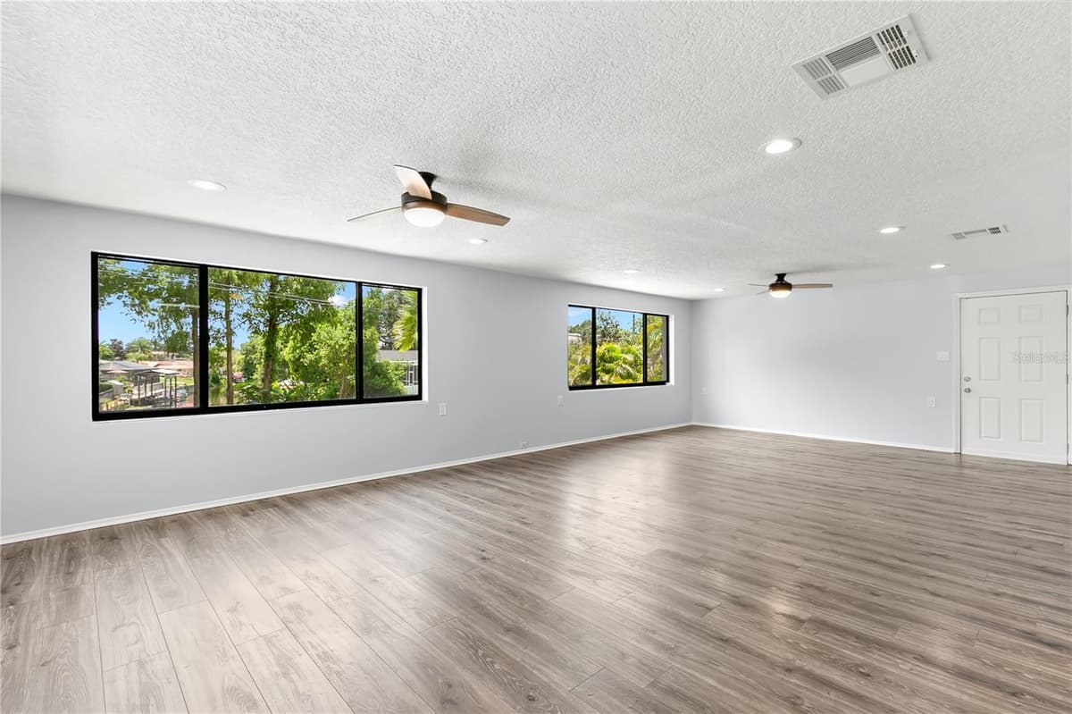 1435 WEGMANN DRIVE — photo 7 of 31