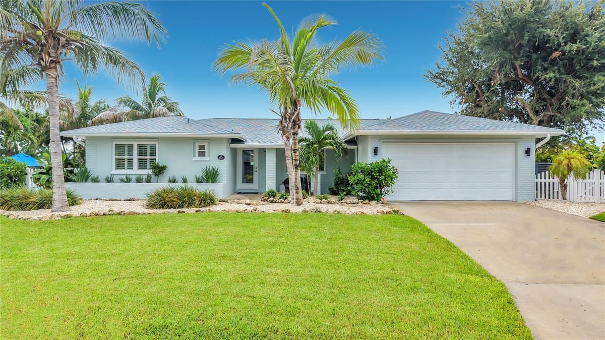 2931 ALTON DRIVE — photo 1 of 40