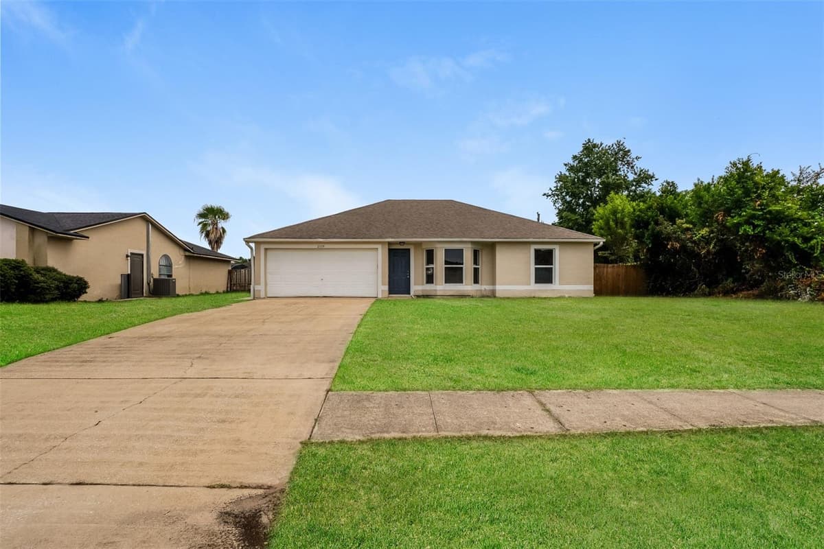2729 GRAMERCY DRIVE — photo 1 of 21