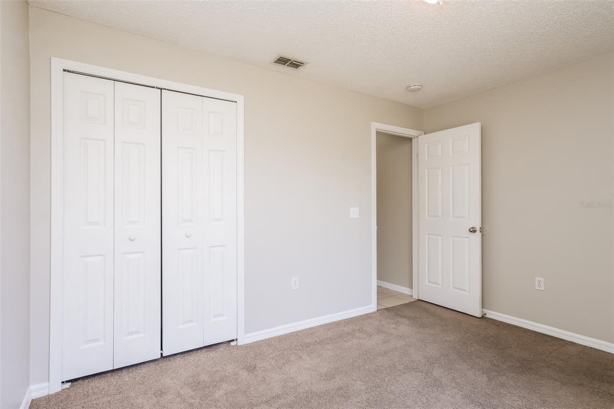 2729 GRAMERCY DRIVE — photo 14 of 21