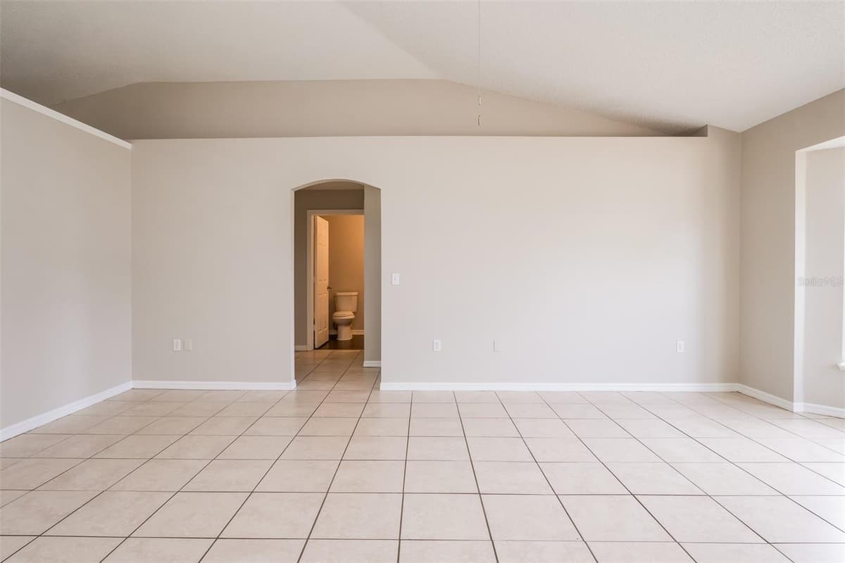 2729 GRAMERCY DRIVE — photo 5 of 21