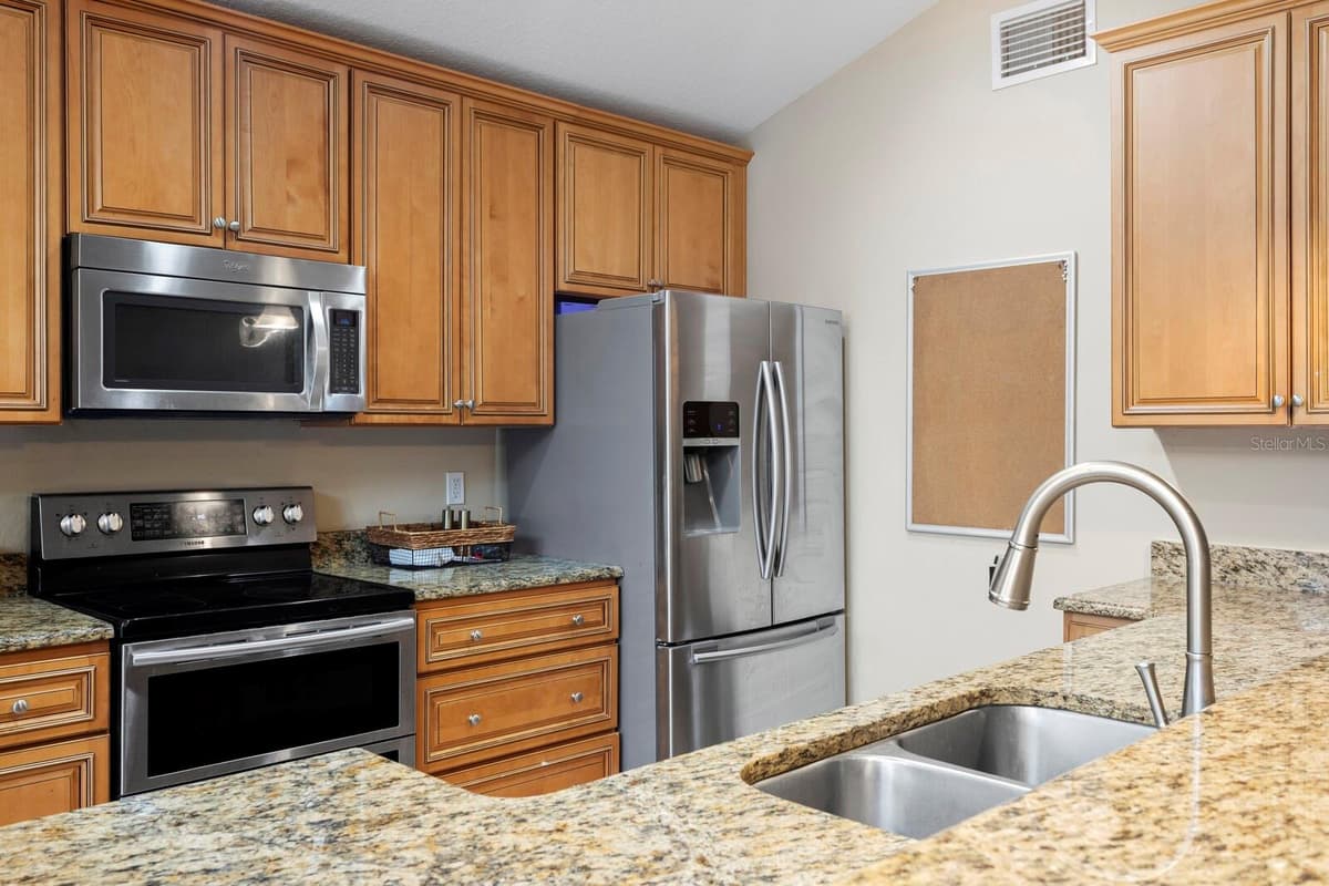 12803 RAIN FOREST STREET — photo 6 of 34