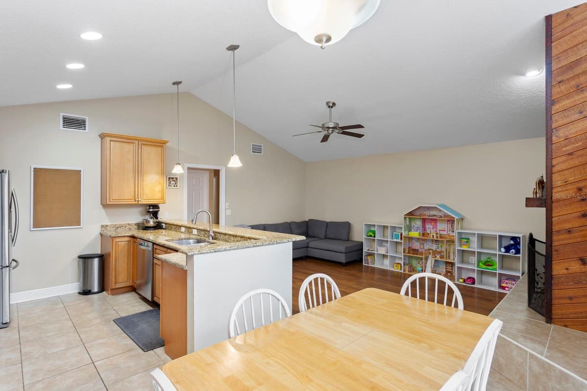 12803 RAIN FOREST STREET — photo 15 of 34