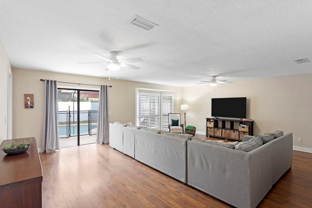 12803 RAIN FOREST STREET — photo 12 of 34