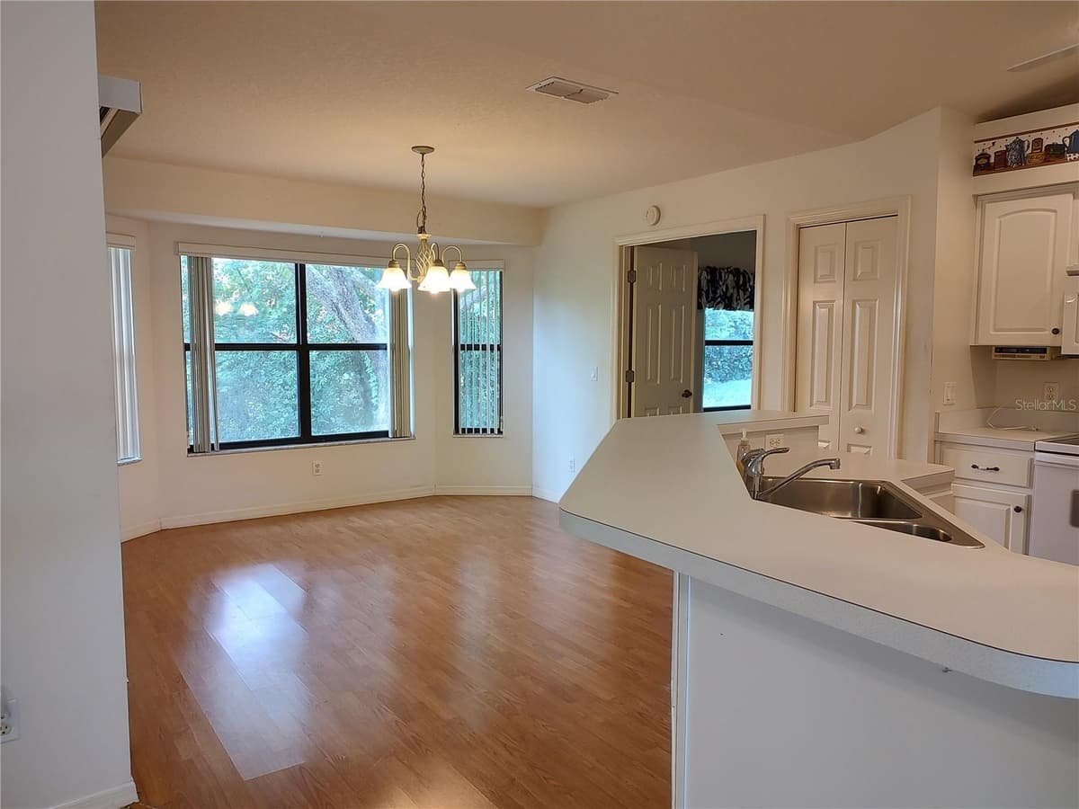3716 COVE PARK TRAIL — photo 6 of 34