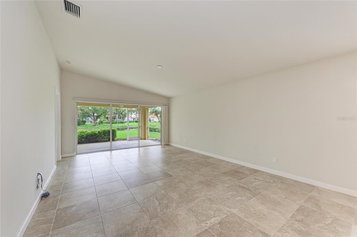 13275 HUERTA STREET — photo 20 of 85