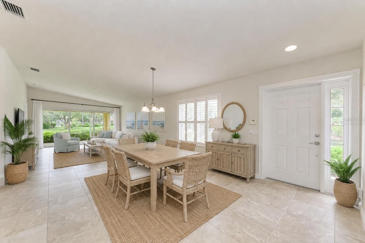 13275 HUERTA STREET — photo 4 of 85