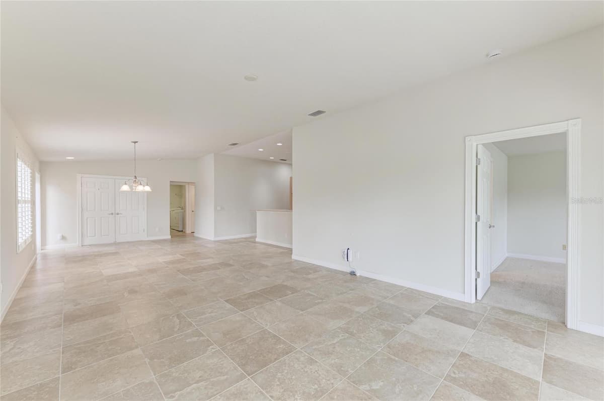 13275 HUERTA STREET — photo 23 of 85