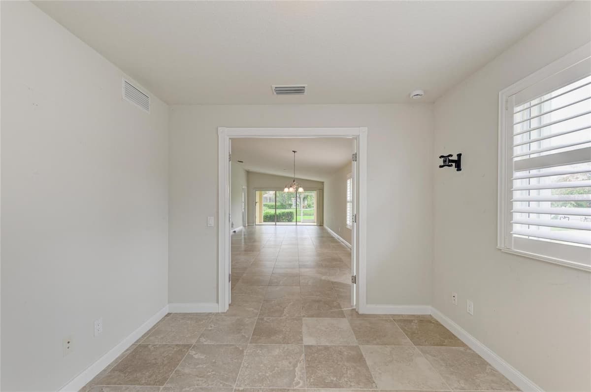 13275 HUERTA STREET — photo 45 of 85