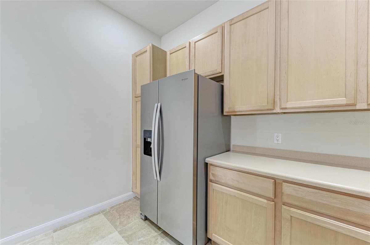 13275 HUERTA STREET — photo 19 of 85