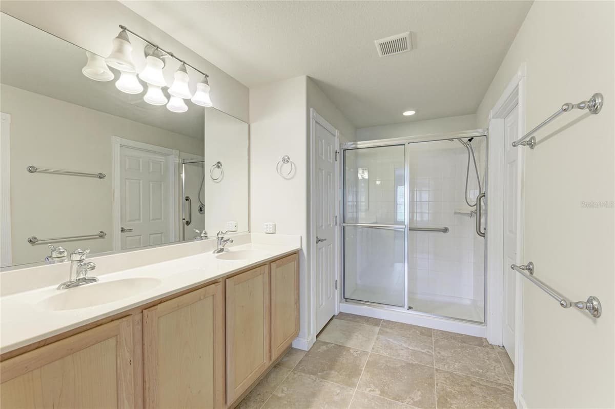 13275 HUERTA STREET — photo 35 of 85