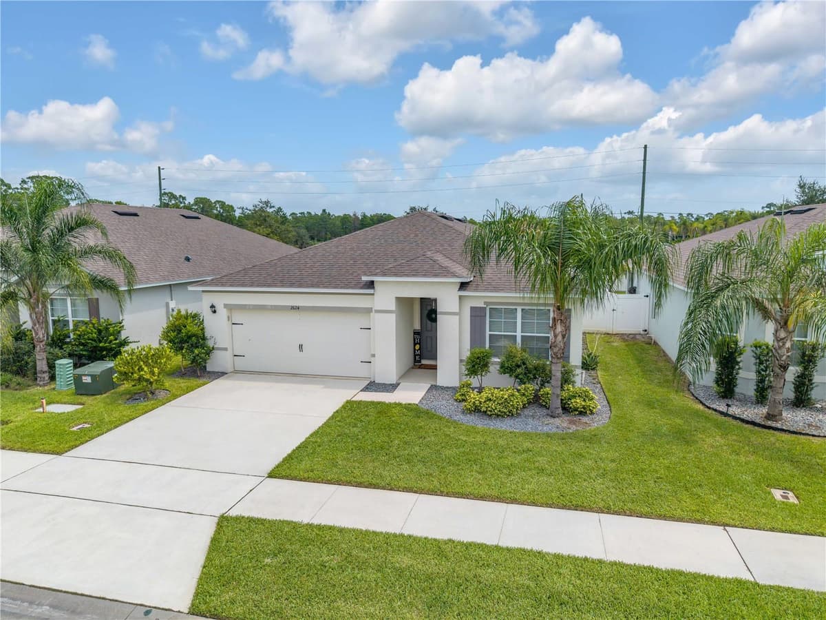2624 NEVERLAND DRIVE — photo 3 of 44