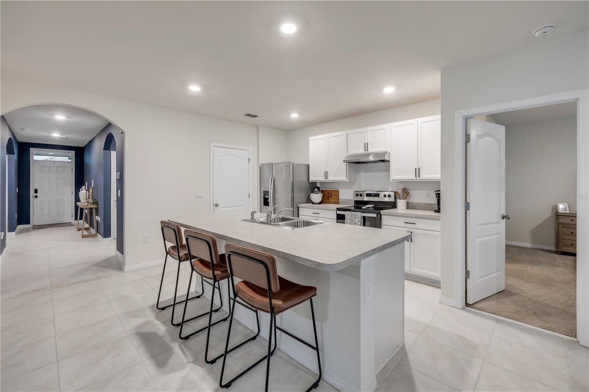 2624 NEVERLAND DRIVE — photo 25 of 44