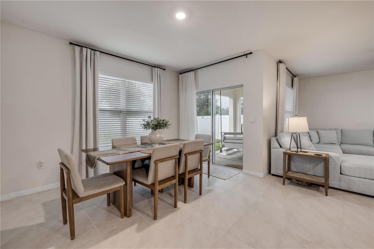 2624 NEVERLAND DRIVE — photo 18 of 44