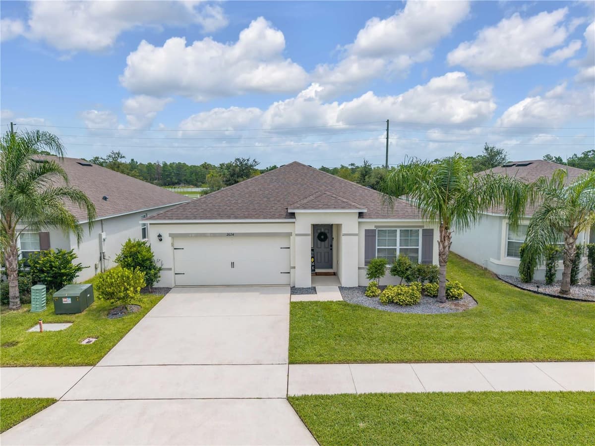 2624 NEVERLAND DRIVE — photo 2 of 44