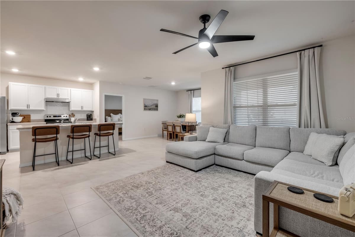 2624 NEVERLAND DRIVE — photo 11 of 44