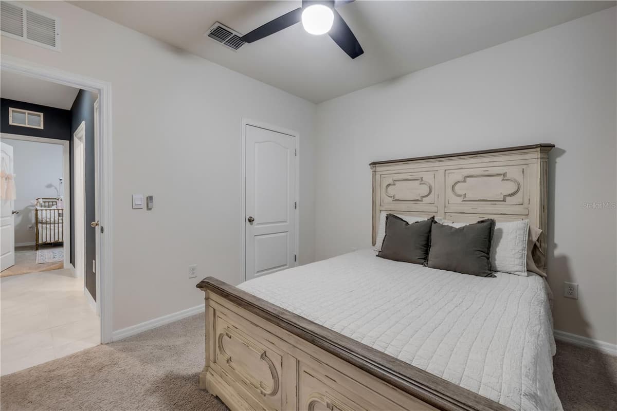 2624 NEVERLAND DRIVE — photo 32 of 44