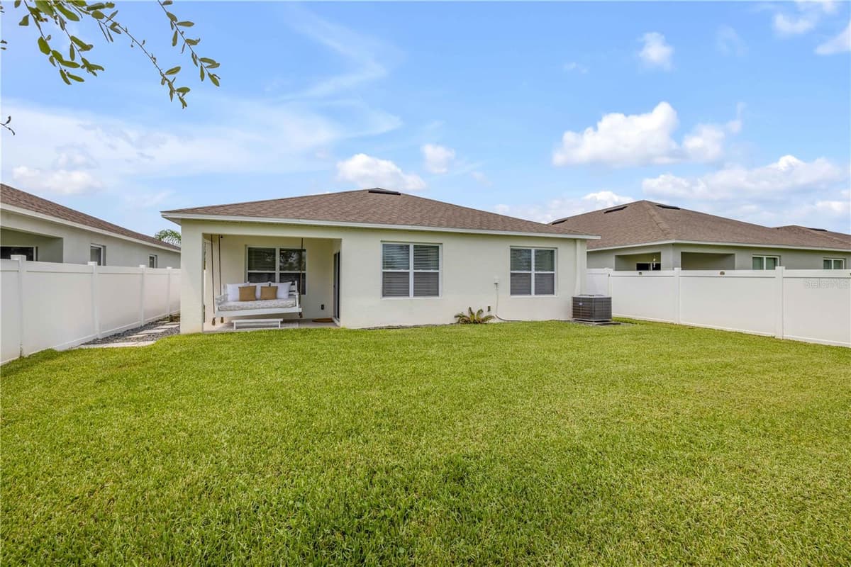 2624 NEVERLAND DRIVE — photo 35 of 44