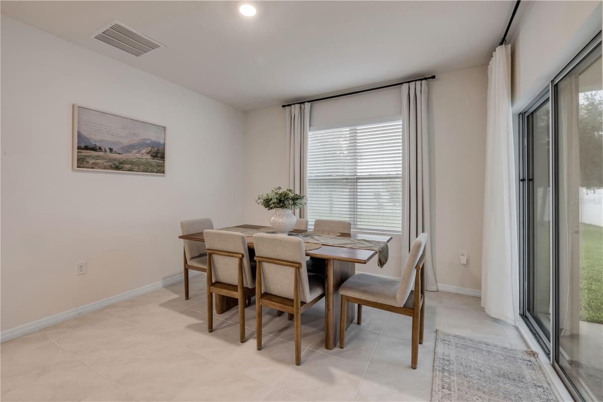2624 NEVERLAND DRIVE — photo 19 of 44