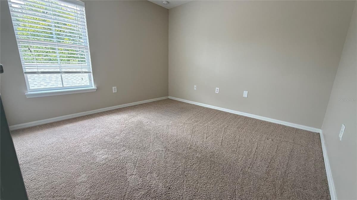 7108 FIVE OAKS DRIVE — photo 12 of 35