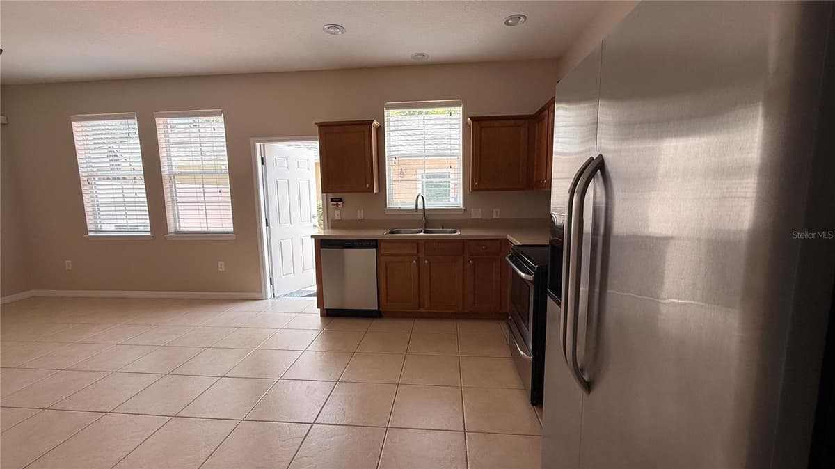 7108 FIVE OAKS DRIVE — photo 27 of 35