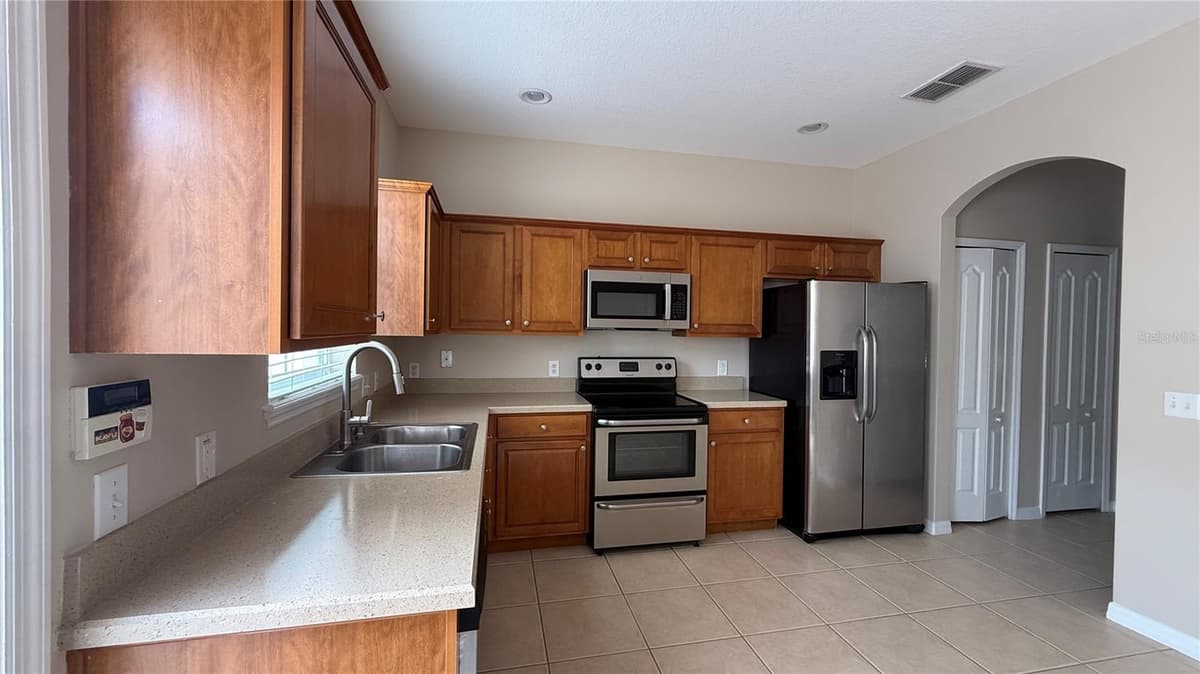 7108 FIVE OAKS DRIVE — photo 19 of 35
