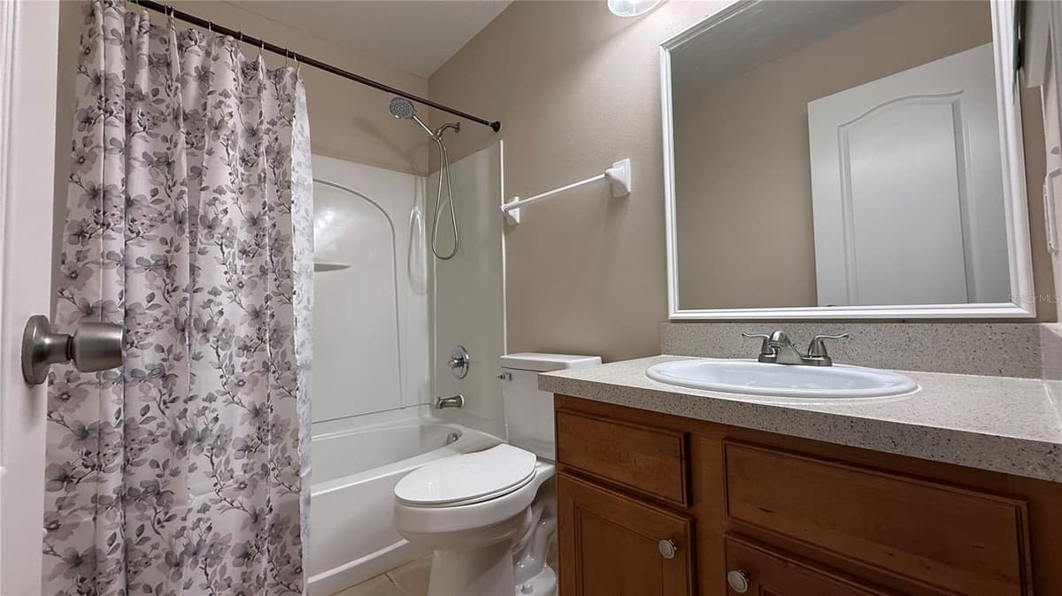 7108 FIVE OAKS DRIVE — photo 15 of 35