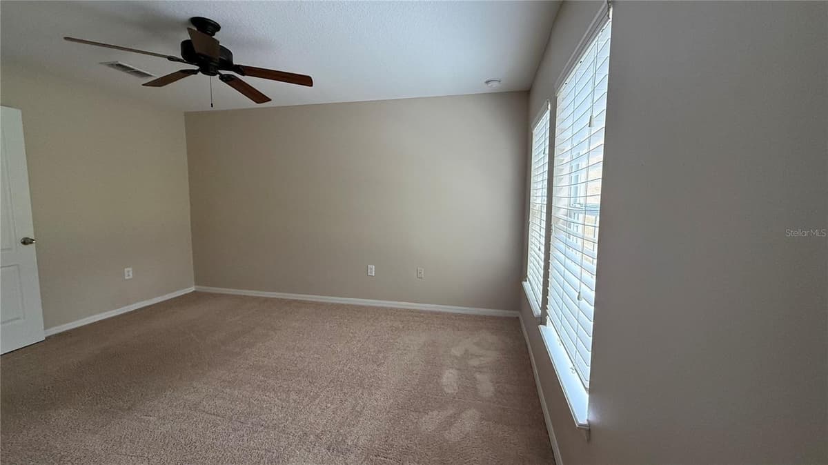 7108 FIVE OAKS DRIVE — photo 6 of 35